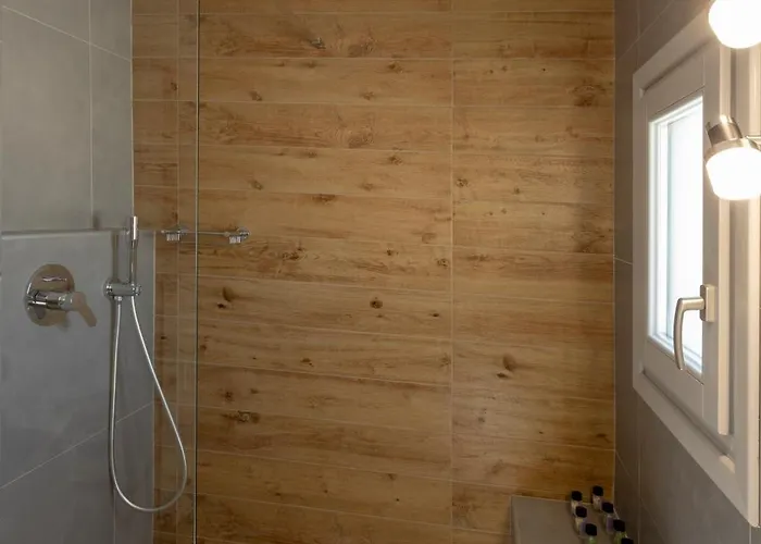 Grey Dome Santorini * Emborió