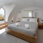 Grey Dome Santorini Villa Emporio (Santorini)