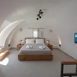 Grey Dome Santorini Villa Emporio (Santorini)