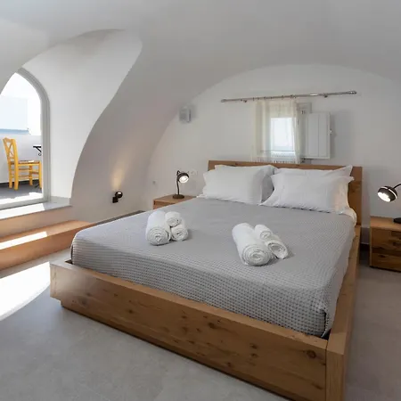 Grey Dome Santorini Βίλα Εμπορειό