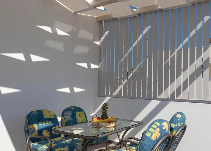 Grey Dome Santorini Willa